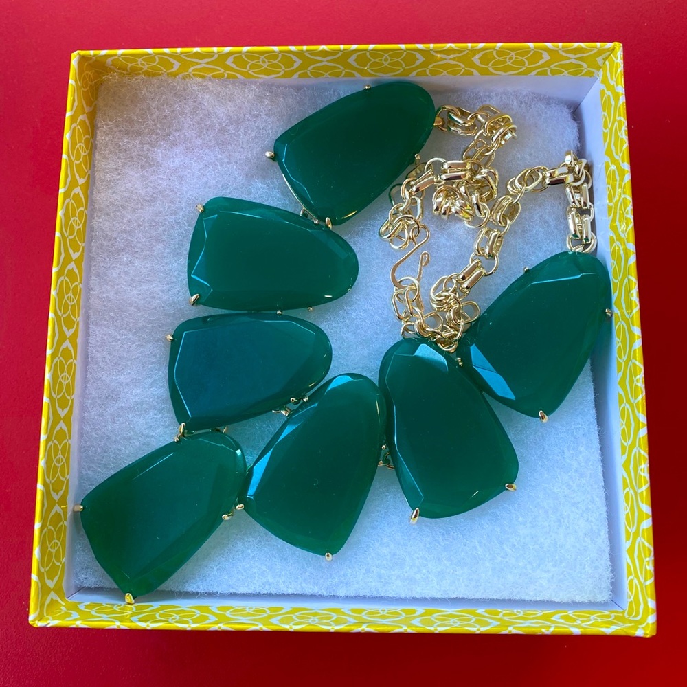 Kendra Scott Green Harlow Necklace